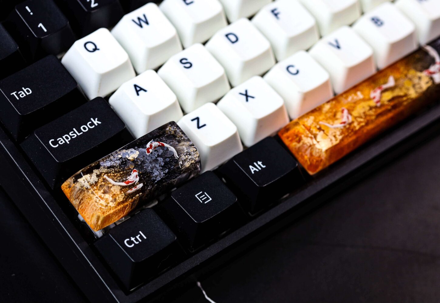Custom Fantasy Koi artisan keycap 3 Yin Yang keycap SA profile