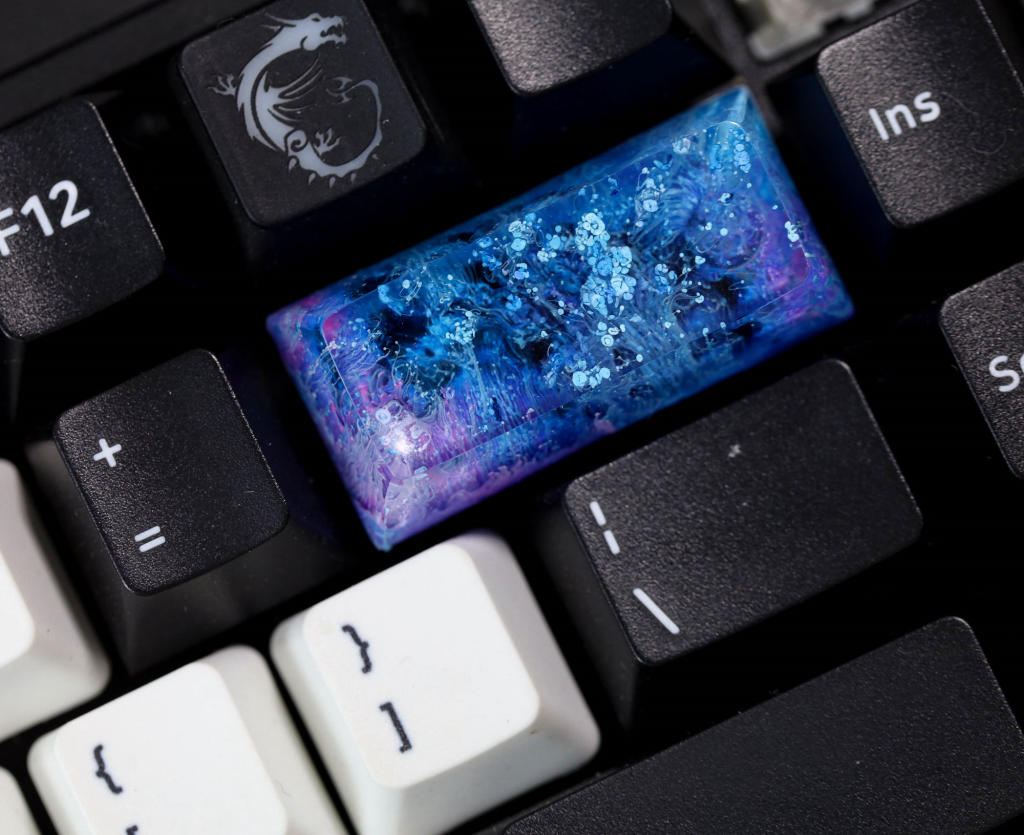 Custom color artisan keycap 9 Custom color keycap