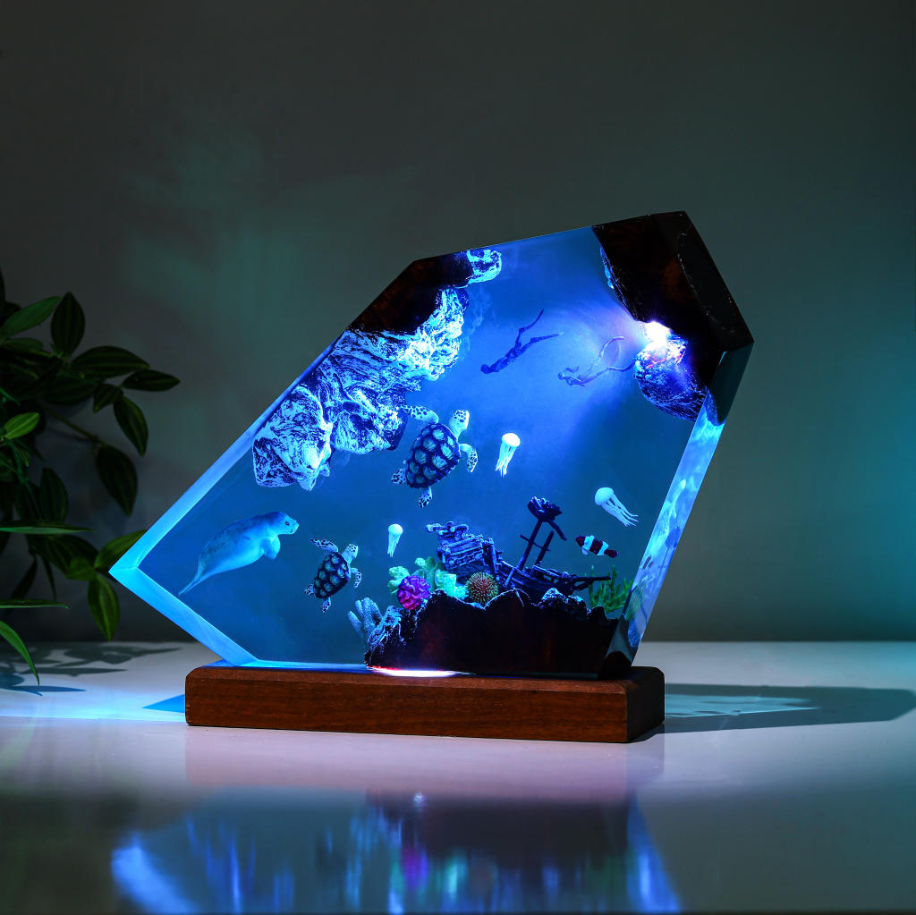 Orca and divers night light 8 Orca and divers night light