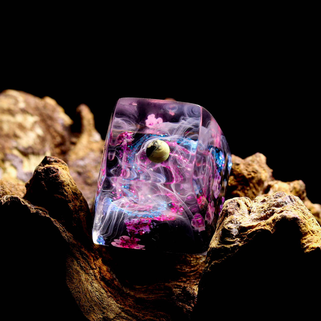 Planet Artisan Keycaps 2 Planet Keycaps