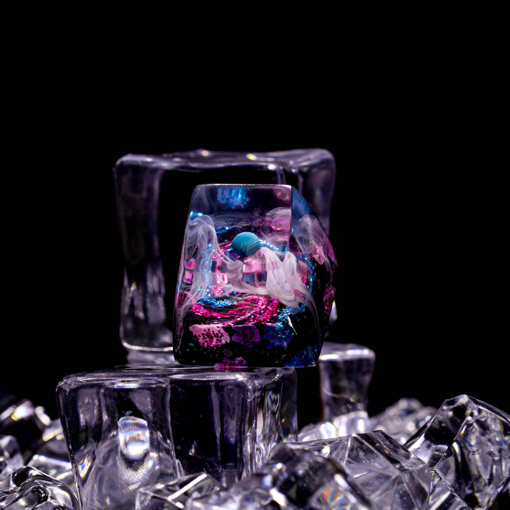 Planet Artisan Keycaps 3 Planet Keycaps