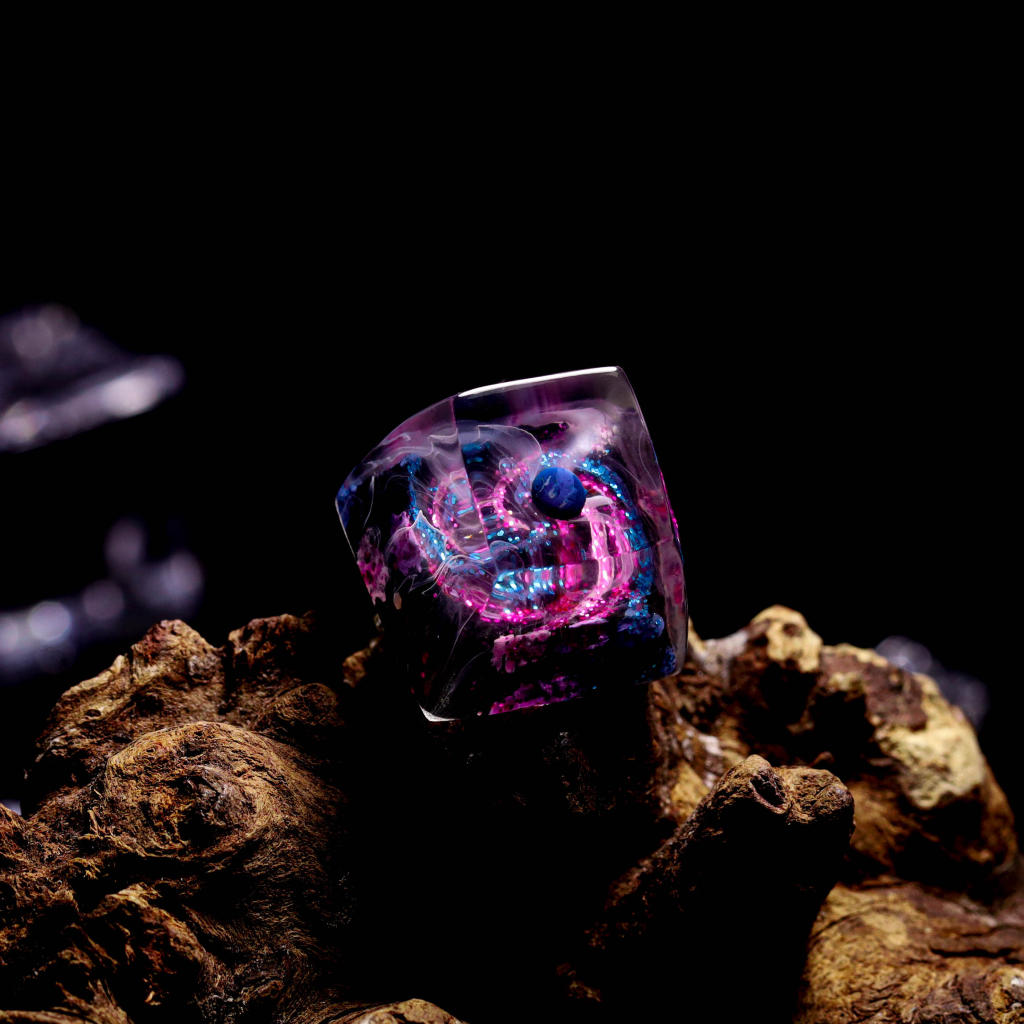 Planet Artisan Keycaps 5 Planet Keycaps