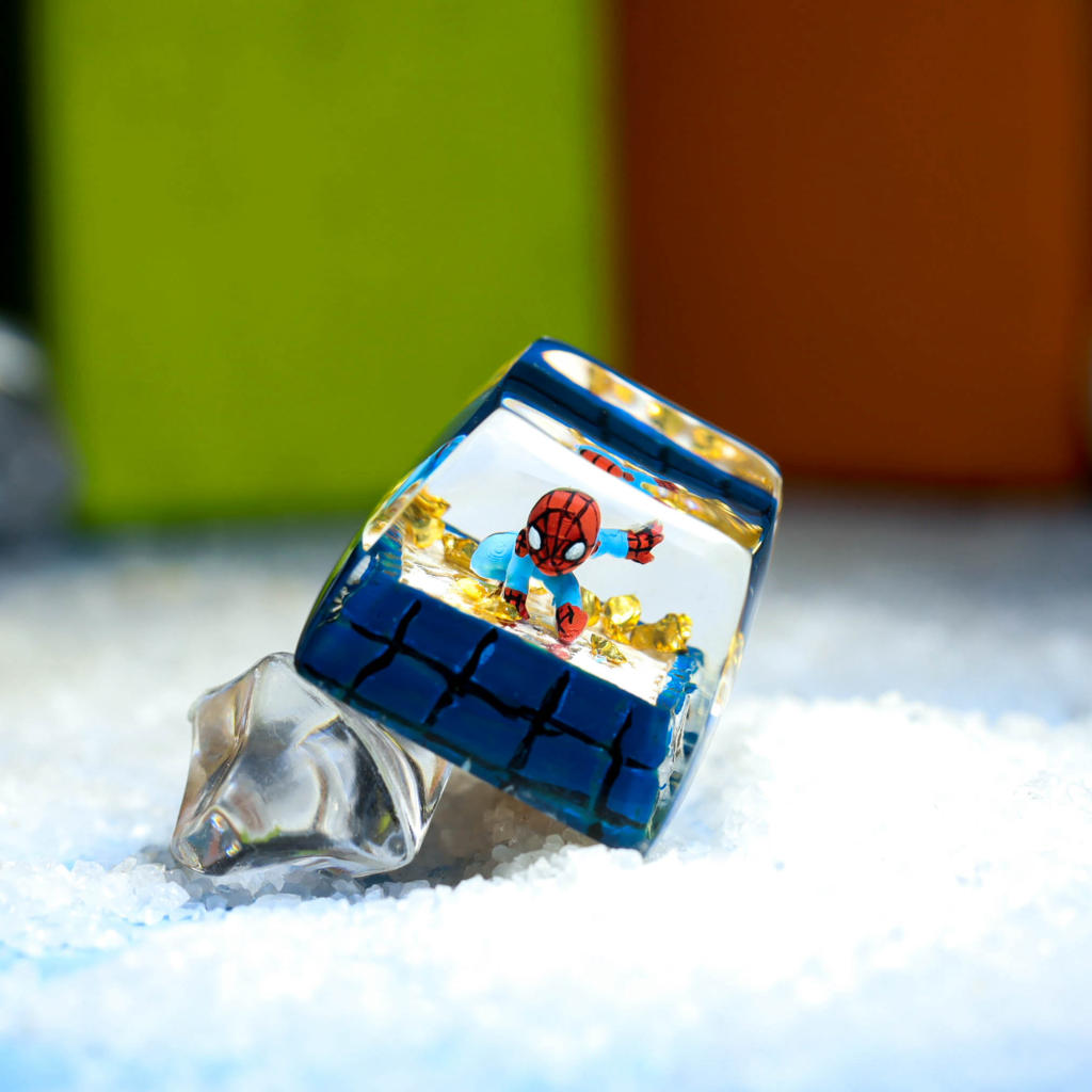 Spider-man artisan keycap 3 Spider-man artisan keycap