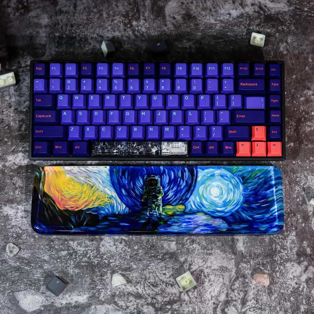 Astronaut keyboard wrist rest Van Gogh style 1 Astronaut keyboard wrist rest Van Gogh style