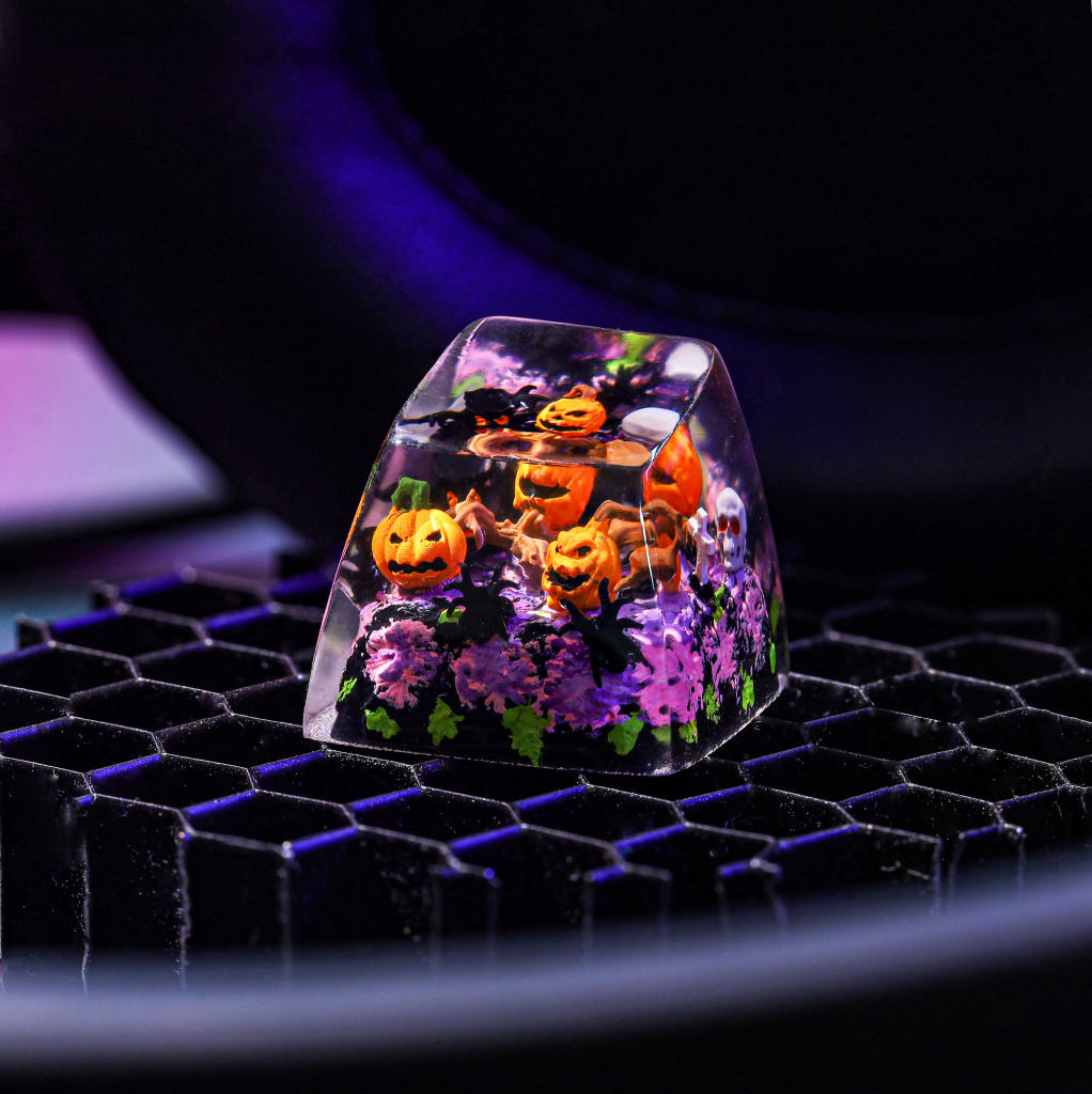 Pumpkin Halloween keycaps 1 Pumpkin Halloween keycap
