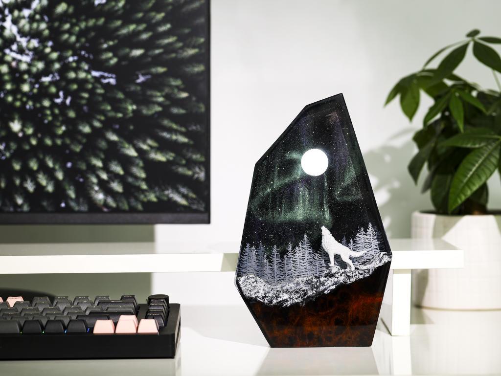 Aurora Borealis Howling Wolf Lamp 16 Wolf Night Light Ver 2