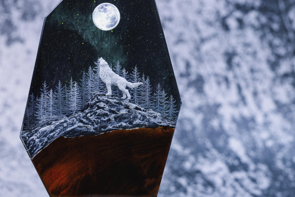 Aurora Borealis Howling Wolf Lamp 17 Wolf Night Light Ver 2