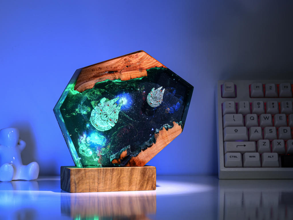 Millennium Falcon Spaceship Night Light 6 Millennium Falcon Spaceship Night Light