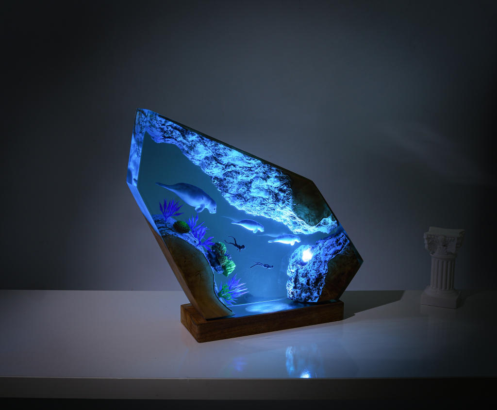 Seal Swimming Epoxy Lamp 7 Seal Swimming Epoxy Lamp