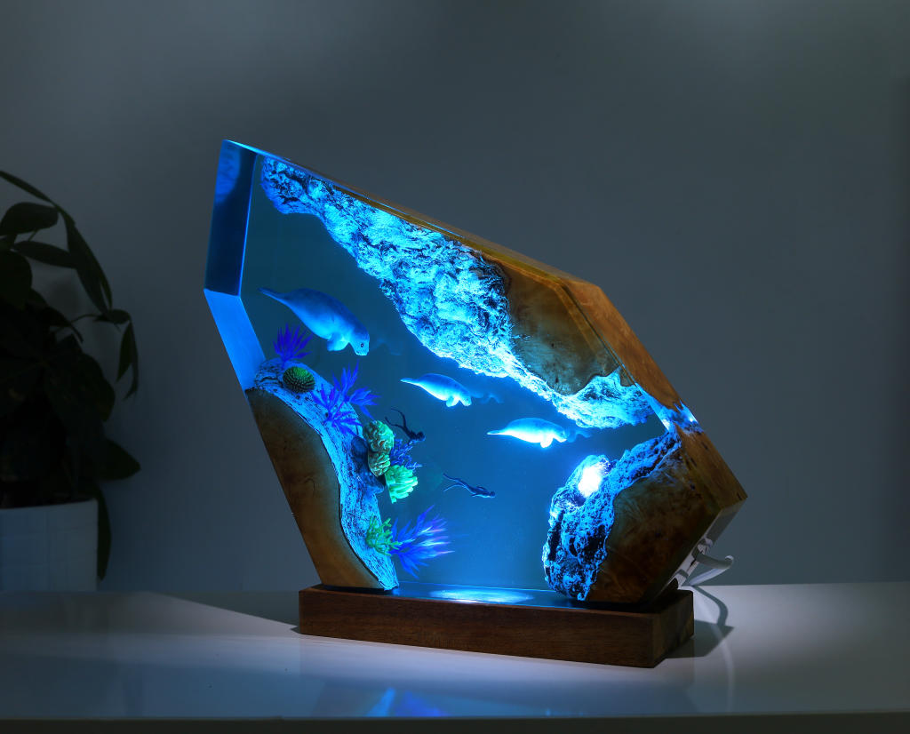 Seal Swimming Epoxy Lamp 4 Seal Swimming Epoxy Lamp