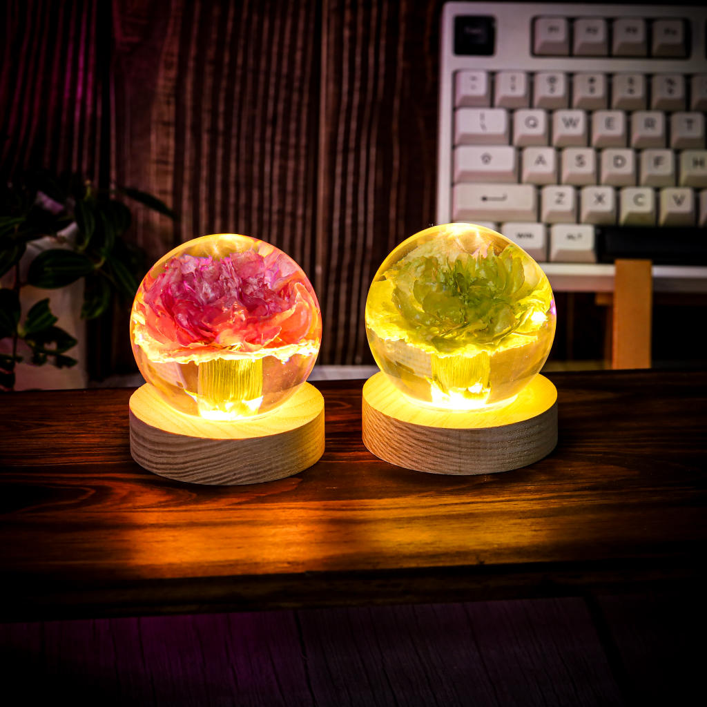 Carnation Flower Sphere Resin Lamp 10 You can choose resin ball lights to illuminate your home