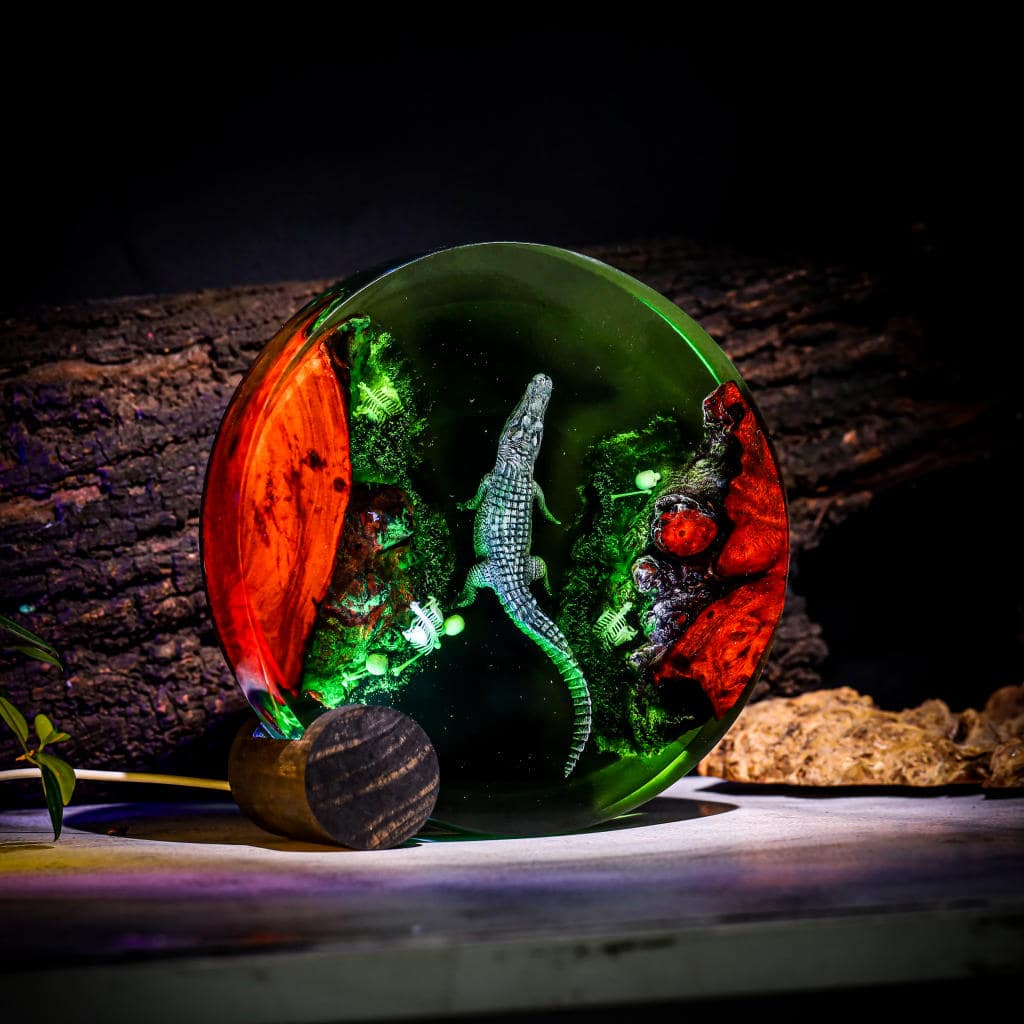 Crocodile Resin Lamp 9 Crocodile Resin Lamp