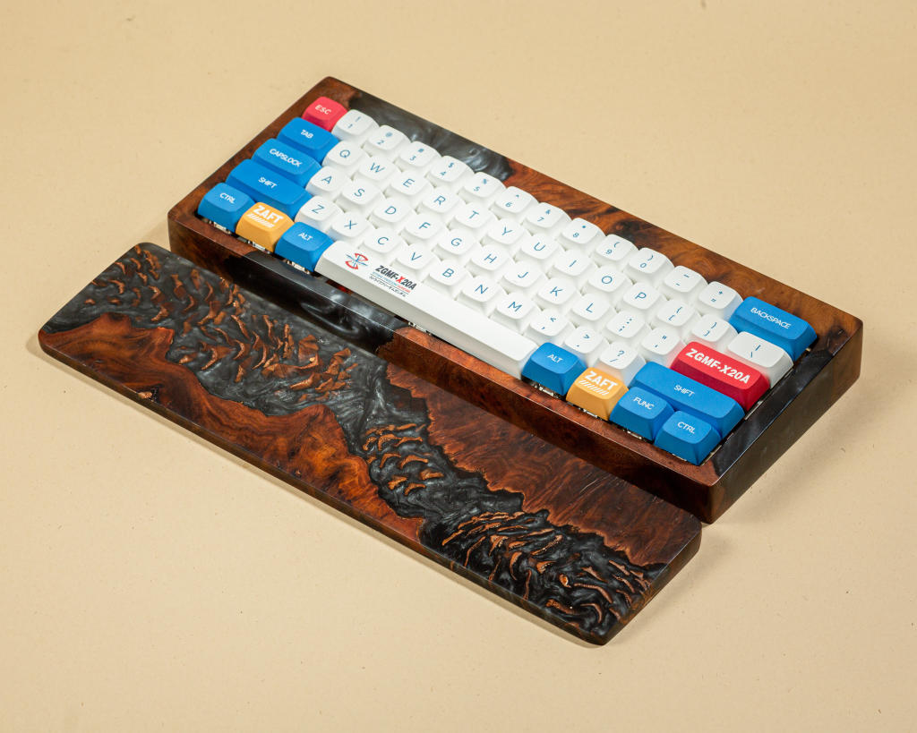 Black Resin and Wood Keyboard Case 4 Black Resin and Wood Keyboard Case