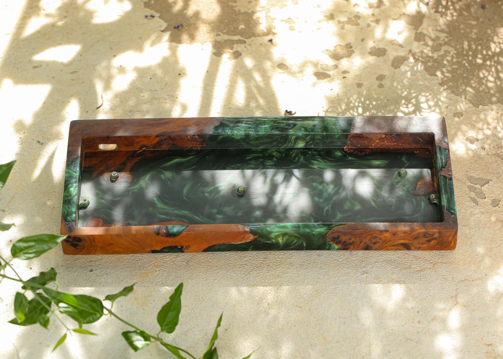 Green Resin and Wood Keyboard Case 9 Green Resin and Wood Keyboard Case
