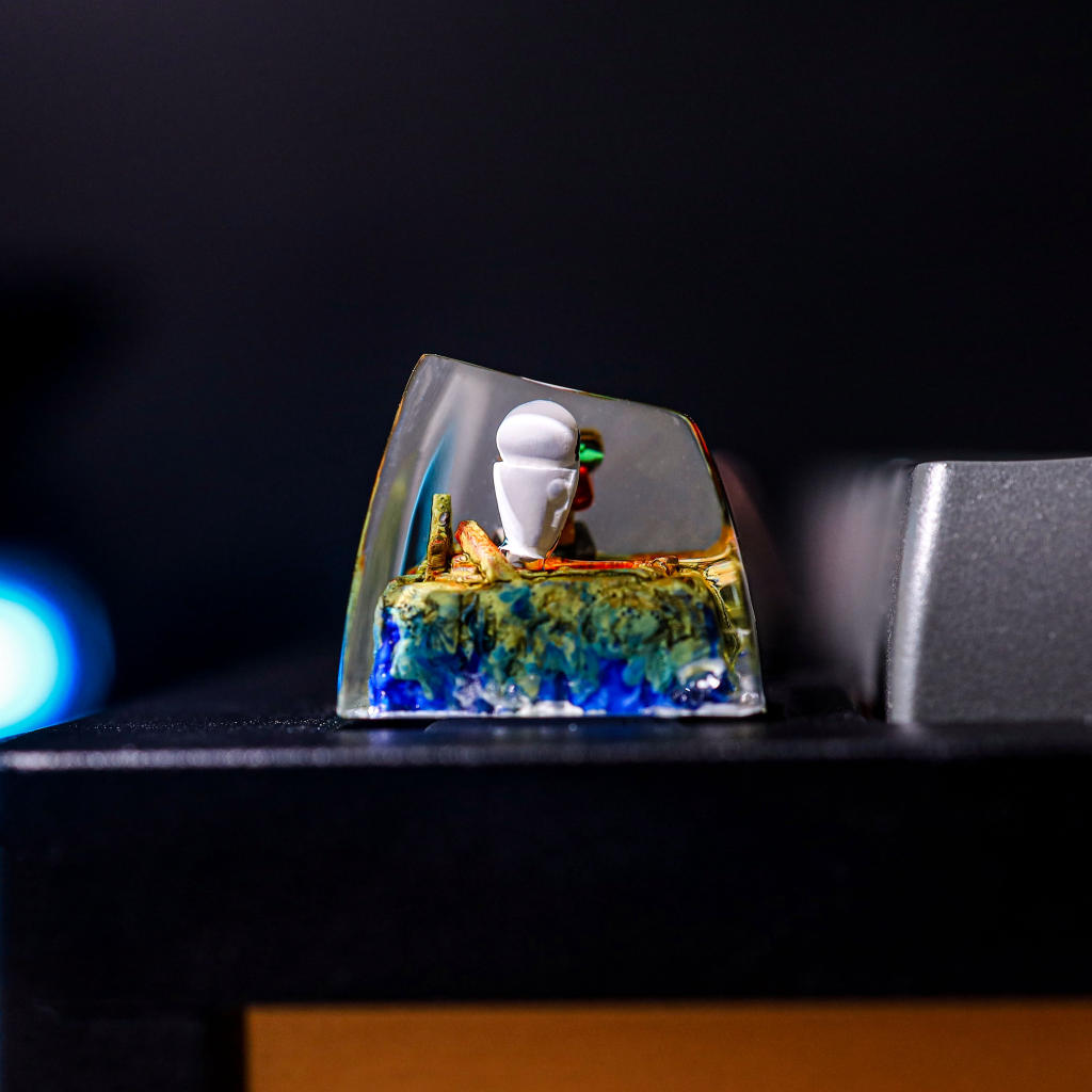 Wall-E and Eve Keycap 4 Wall-E and Eve Keycap