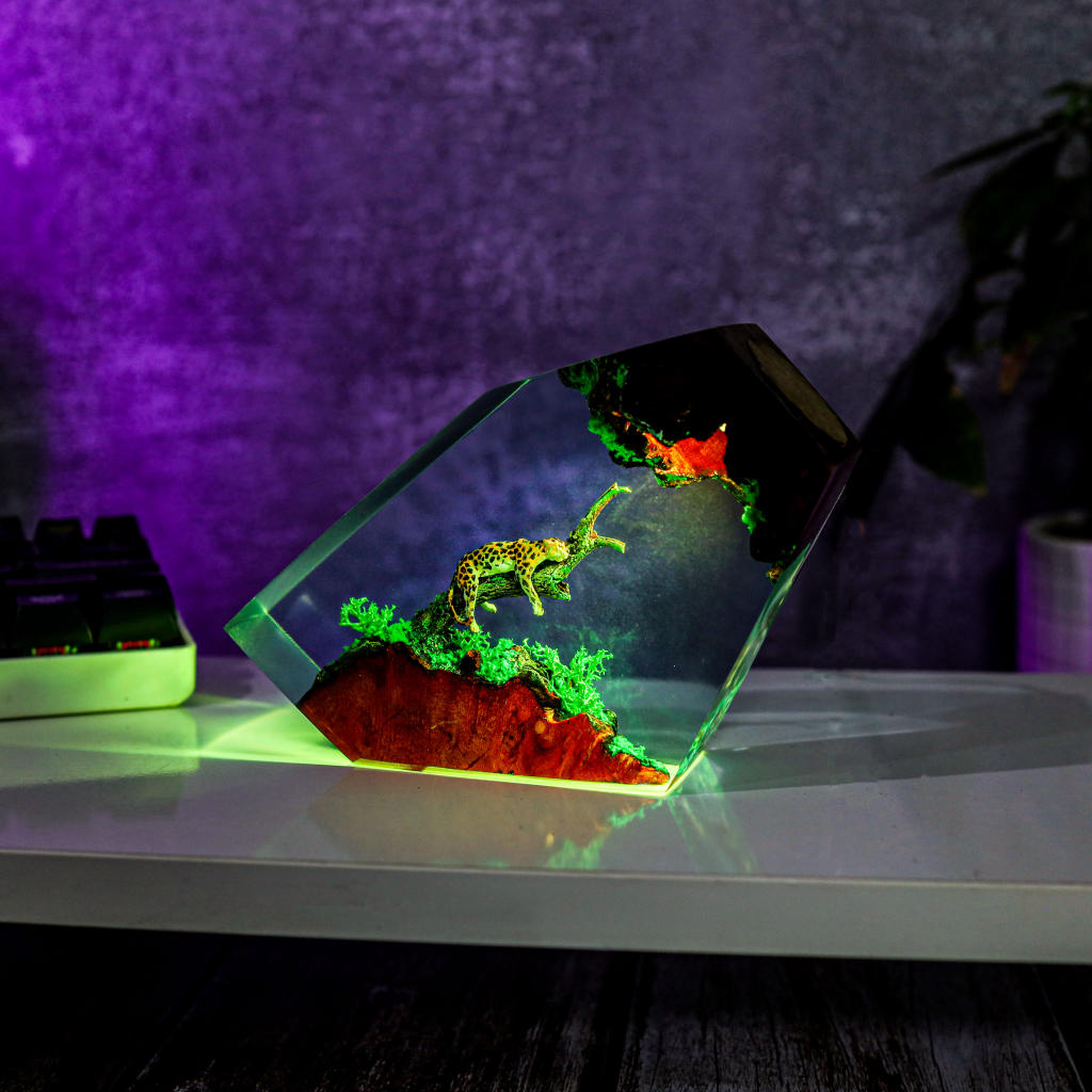 Panther Epoxy Lamp 3 Panther Epoxy Lamp