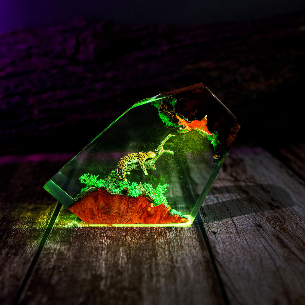 Panther Epoxy Lamp 7 Panther Epoxy Lamp