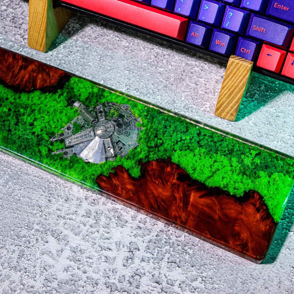 Star Wars Millennium Falcon Starship Wrist Rest 5 Star Wars Millennium Falcon Starship Wrist Rest