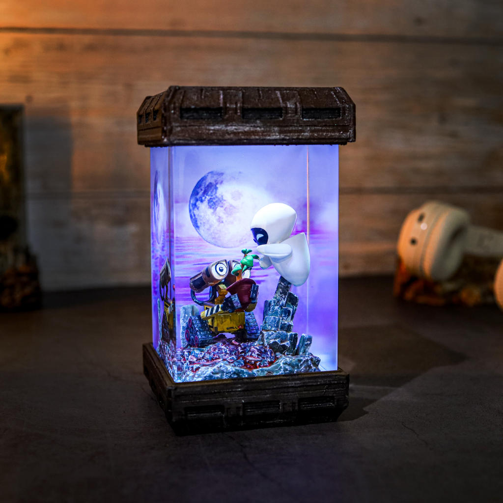 Wall-E and Eve Night Light 10 Wall-E and Eve Night Light