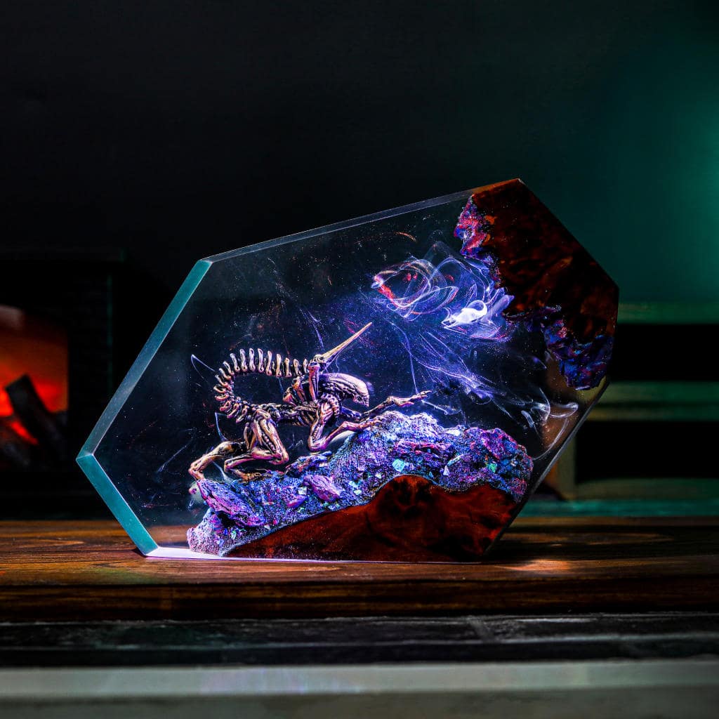 Alien Xenomorph Star Wars Epoxy Lamp Ver 3 2 Alien Xenomorph Star War Epoxy Lamp