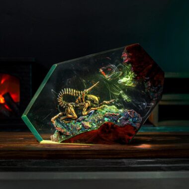 Alien Xenomorph Star War Epoxy Lamp
