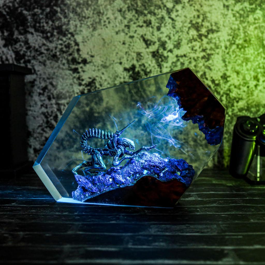 Alien Xenomorph Star Wars Epoxy Lamp Ver 3 8 Alien Xenomorph Star War Epoxy Lamp