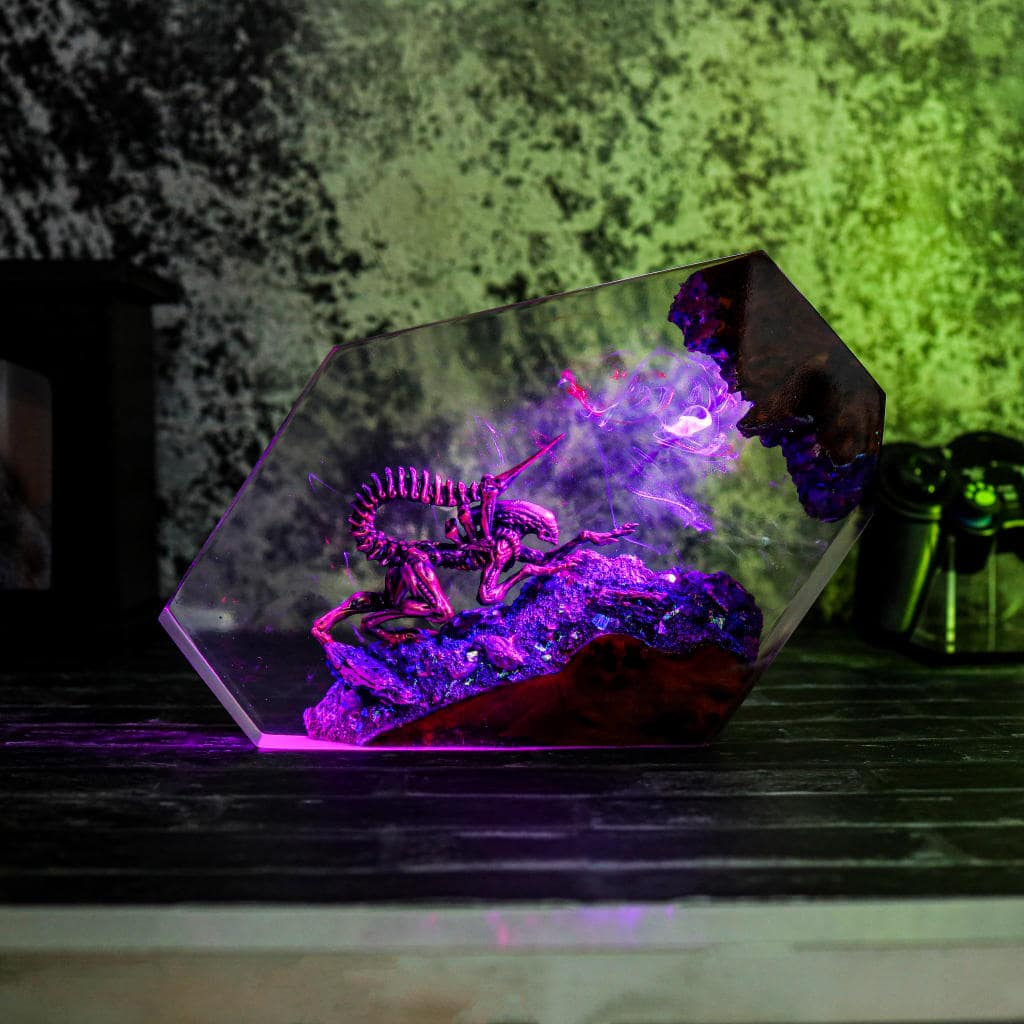 Alien Xenomorph Star Wars Epoxy Lamp Ver 3 9 Alien Xenomorph Star War Epoxy Lamp