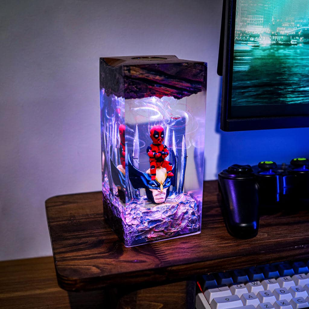 Deadpool VS Wolverine Night Light 5 Deadpool Epoxy Lamp