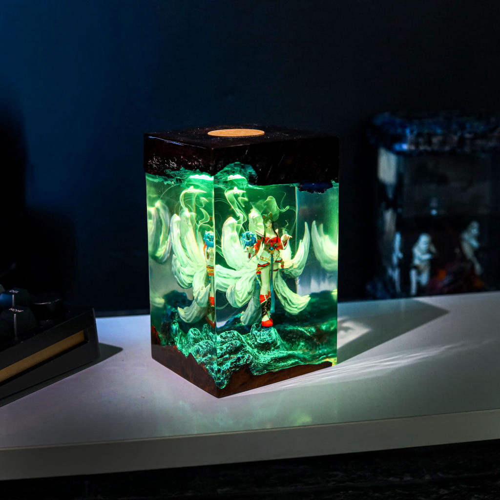 League of Legends Ahri Epoxy Lamp 4 League of Legends Ahri Epoxy Lamp