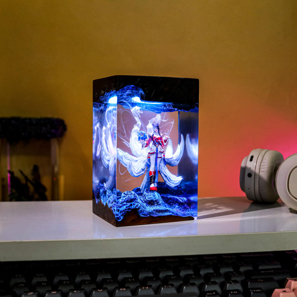 League of Legends Ahri Epoxy Lamp 6 League of Legends Ahri Epoxy Lamp