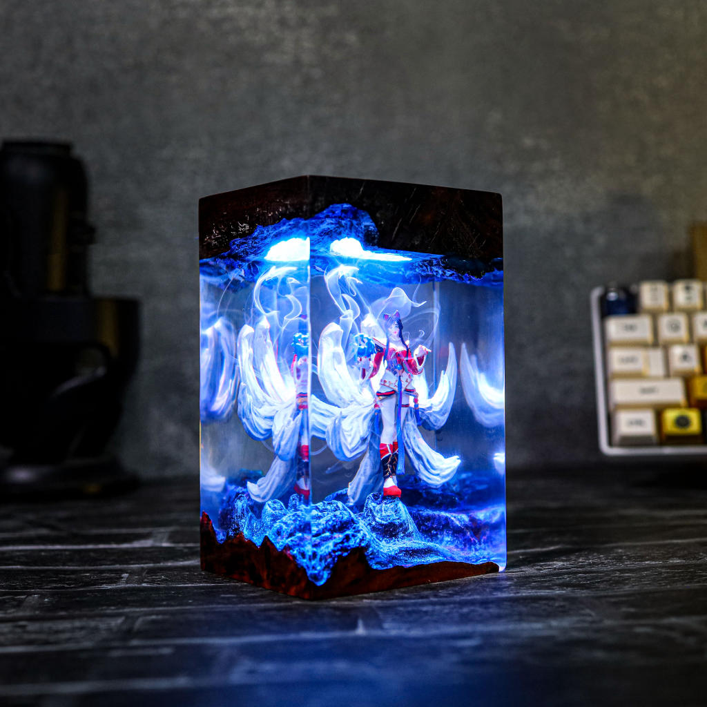 League of Legends Ahri Epoxy Lamp 8 League of Legends Ahri Epoxy Lamp