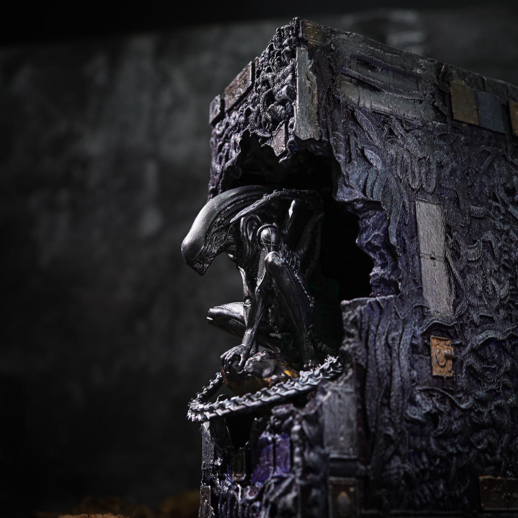 Alien Xenomorph Book Nook 10 Alien Xenomorph Book Nook