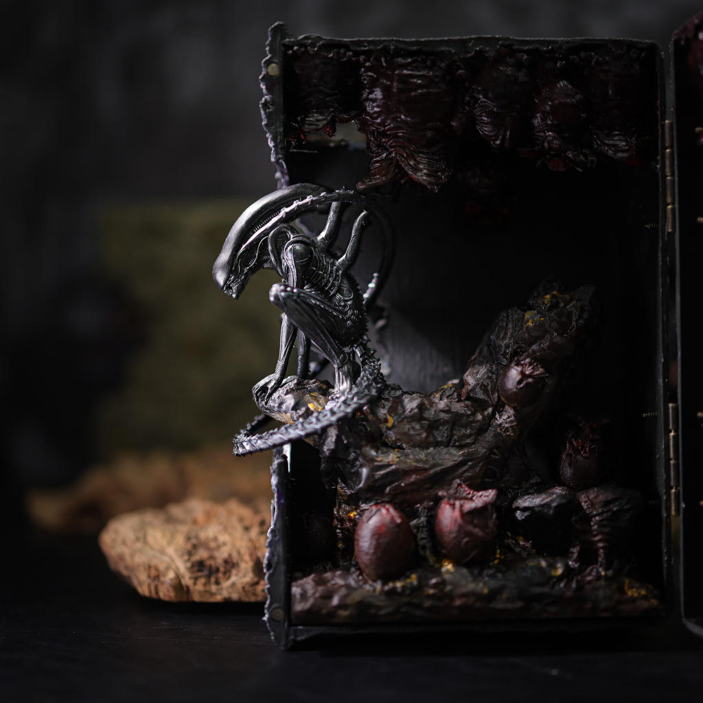 Alien Xenomorph Book Nook 11 Alien Xenomorph Book Nook
