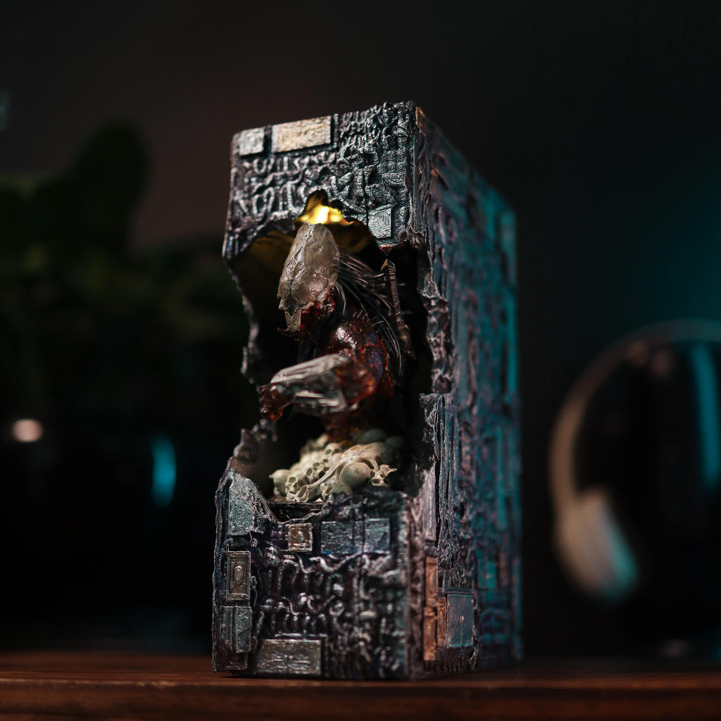 Predator Book Nook 11 Predator Book Nook
