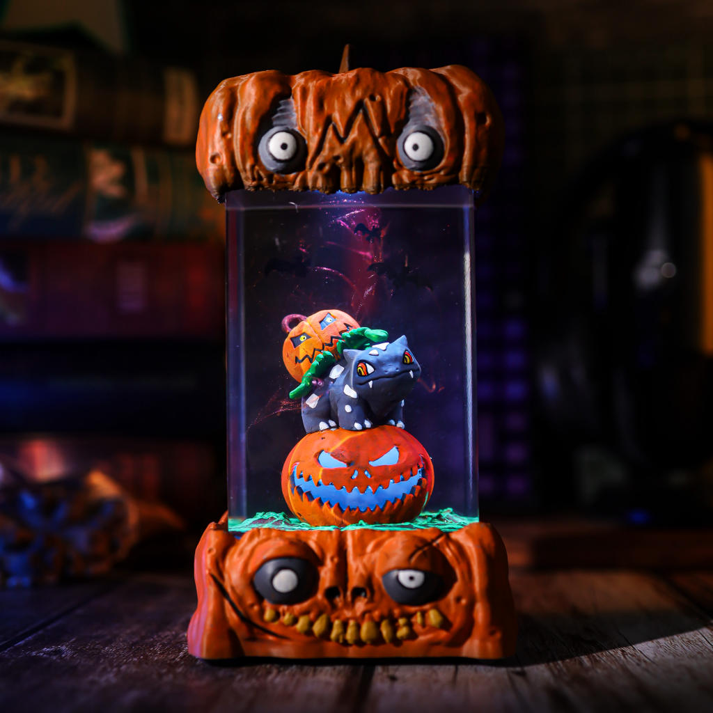 Bulbasaur Pokémon Halloween Lamp 2 Handmade Bulbasaur Halloween Desk Lamp