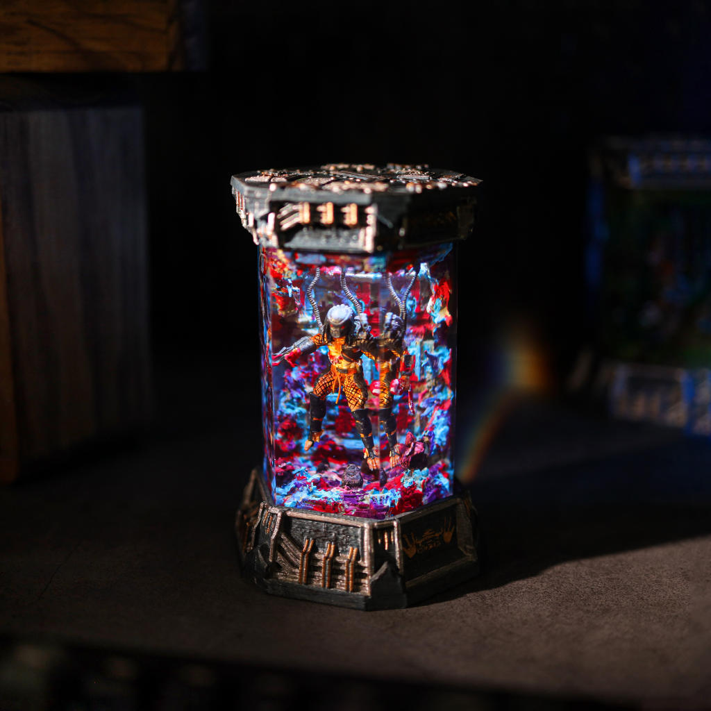 Viper Predator Incubator Lamp 4 Predator Alien Incubator Lamp
