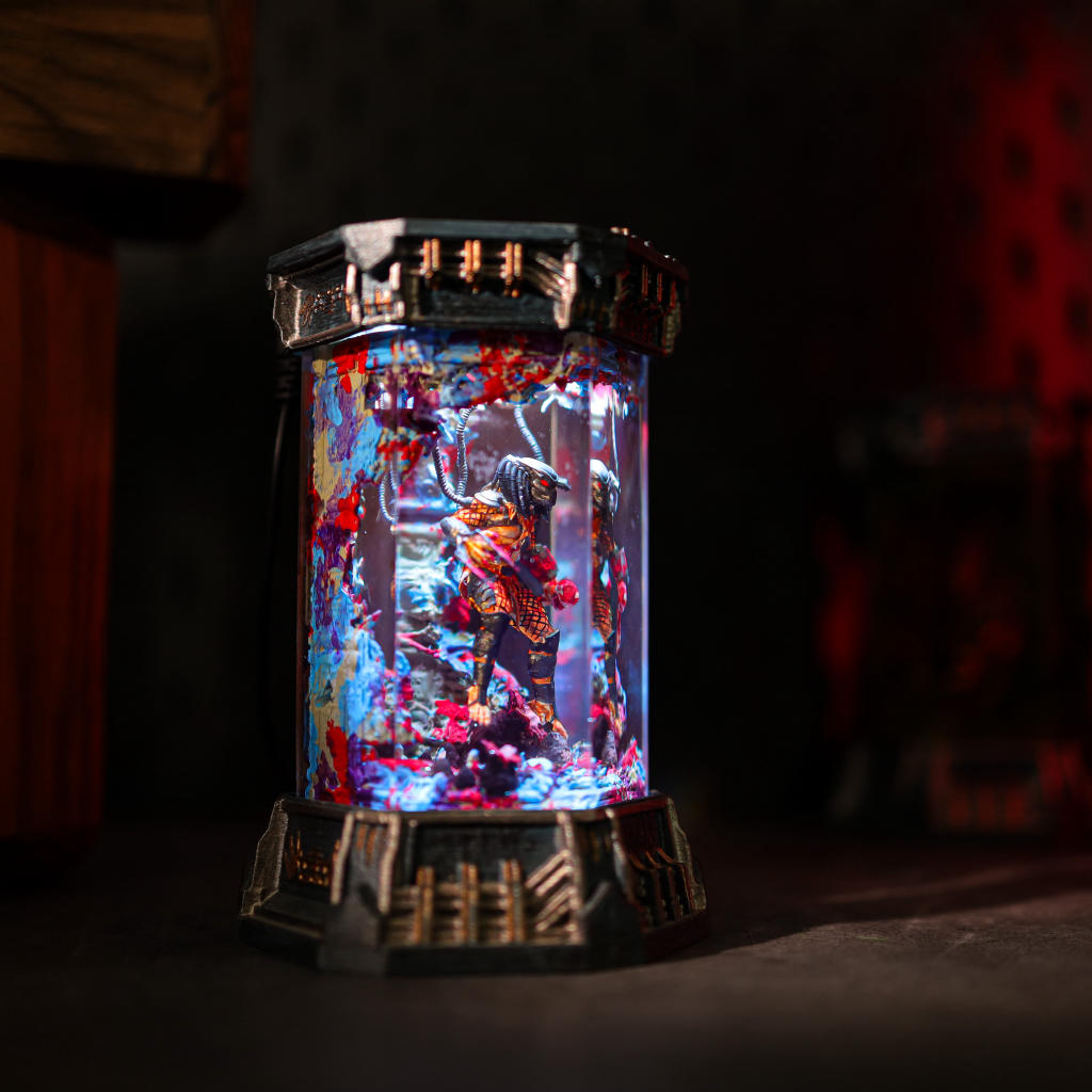 Viper Predator Incubator Lamp 6 Handmade Predator Resin Lamp