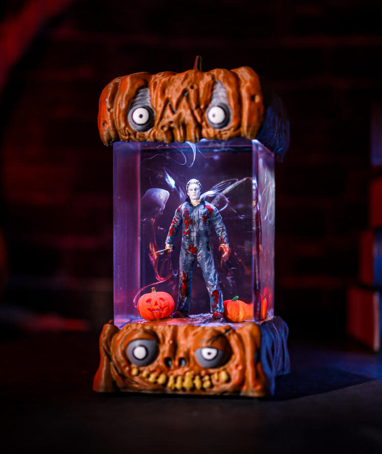 Jason Voorhees Friday the 13th Halloween Pumpkin Lamp 1 Jason Voorhees Friday the 13th Halloween Pumpkin Lamp