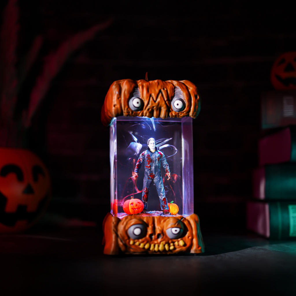 Jason Voorhees Friday the 13th Halloween Pumpkin Lamp 8 Jason Voorhees Pumpkin Lamp