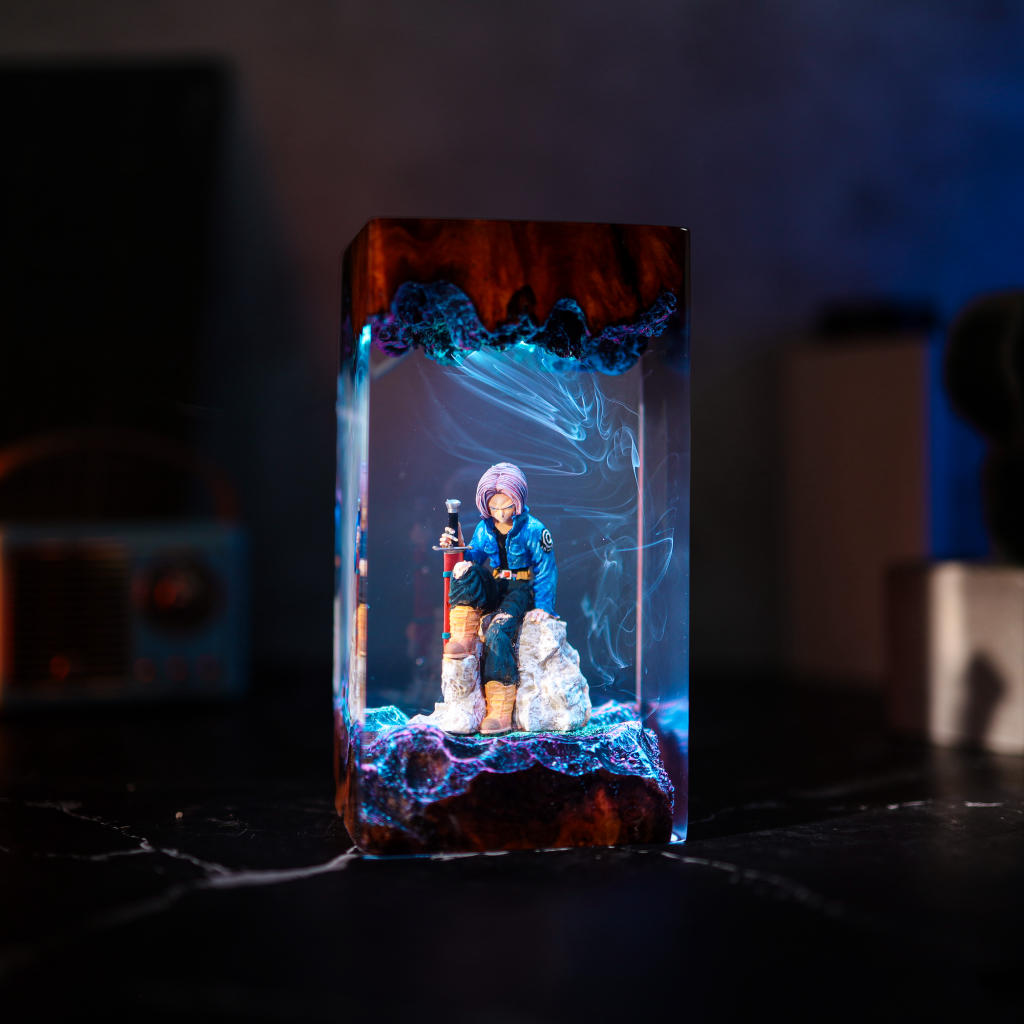 Lavender Warrior Resin Lamp 7 DBZ Trunks Table Lamp