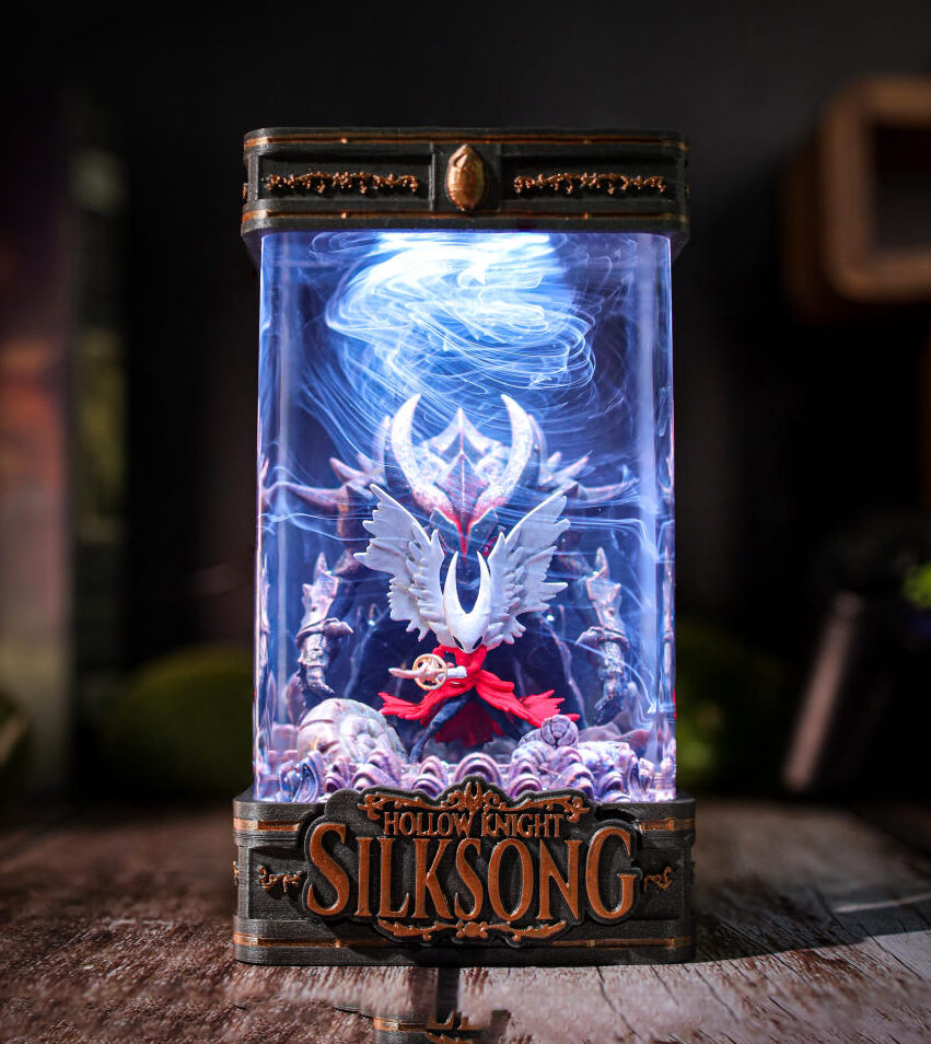 Hornet Battle Hollow Knight Silksong Diorama Lamp 1 Hornet Battle Hollow Knight Silksong Diorama Lamp