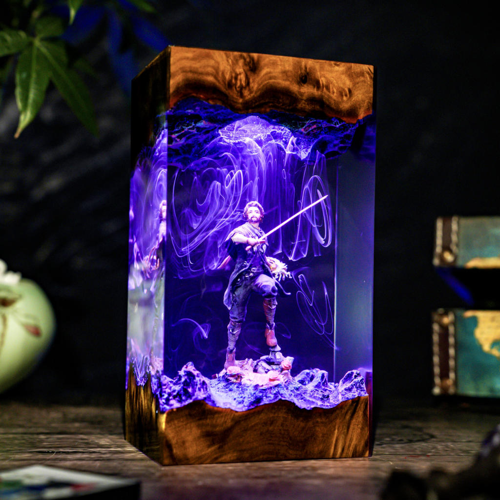 Gustave Clair Obscur Expedition 33 Lamp 3 Verso lamp