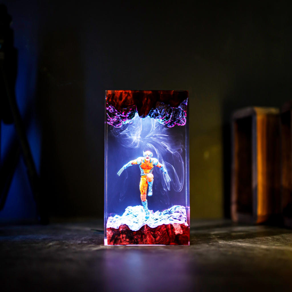 Wolverine X-Men Marvel Lamp 2 Wolverine Resin Lamp