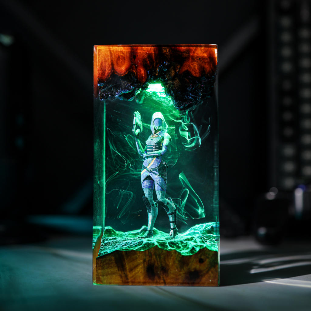 Tali'Zorah Mass Effect Lamp 6 Tali’Zorah collectible décor
