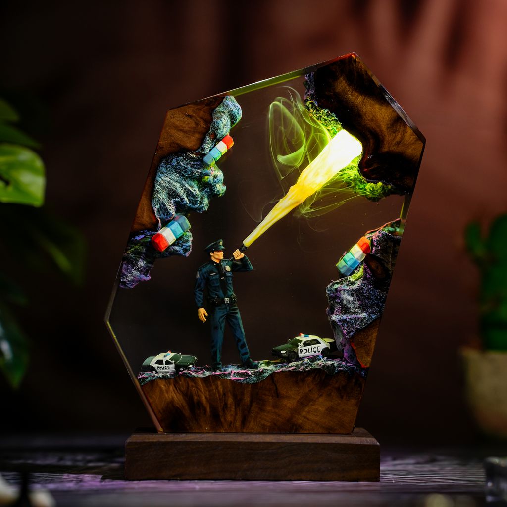 Police Resin Lamp 2 Decorative Police Resin Ornament Light