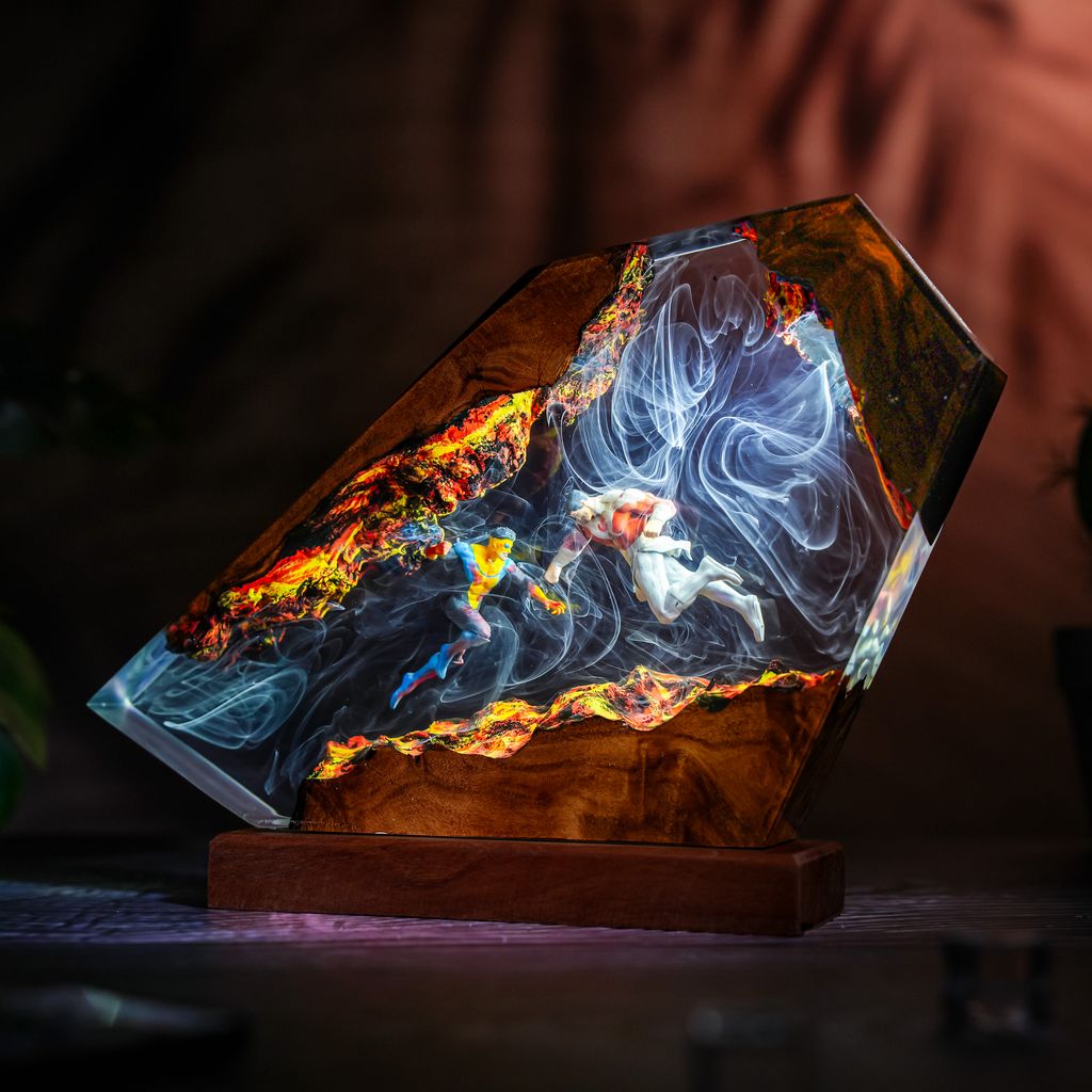 Invincible Mark Grayson vs Omni-Man Resin Lamp