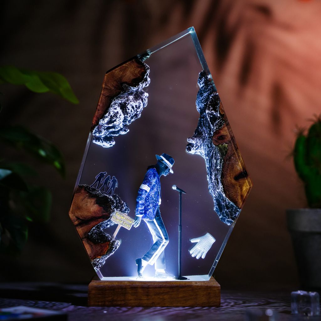 Michael Jackson Dangerous World Tour Lamp